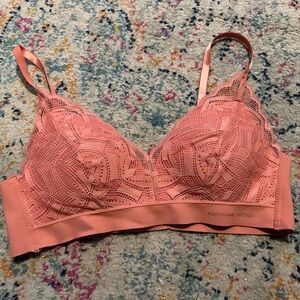 Bralette Adrienne Vittadini women’s size 38C rose pink lace bra no wire